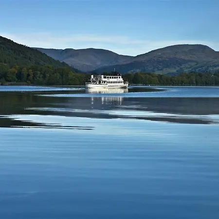 Bow Peak Apartment *